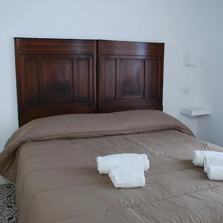 Le Muse Bed and Breakfast *